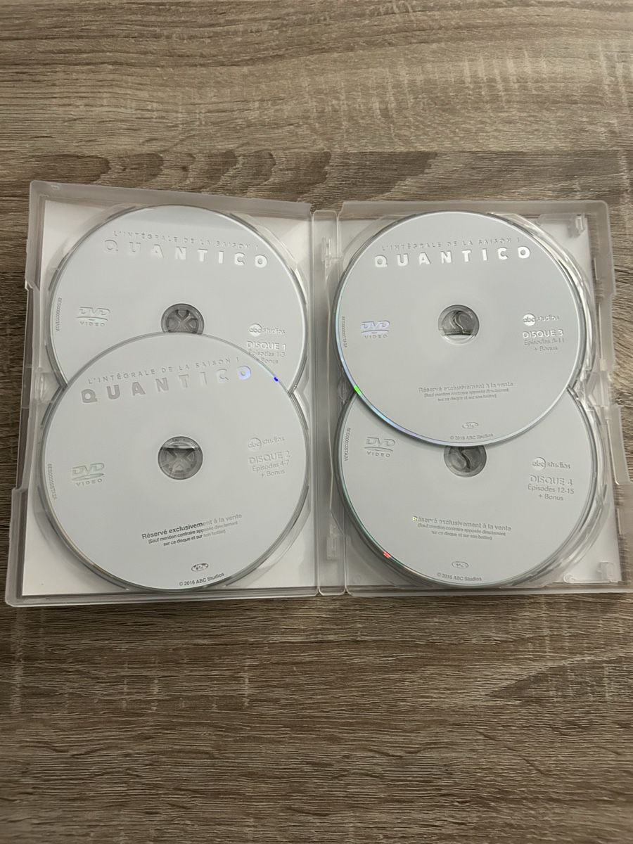 Quantico / The Complete First Season - DVD (Used)