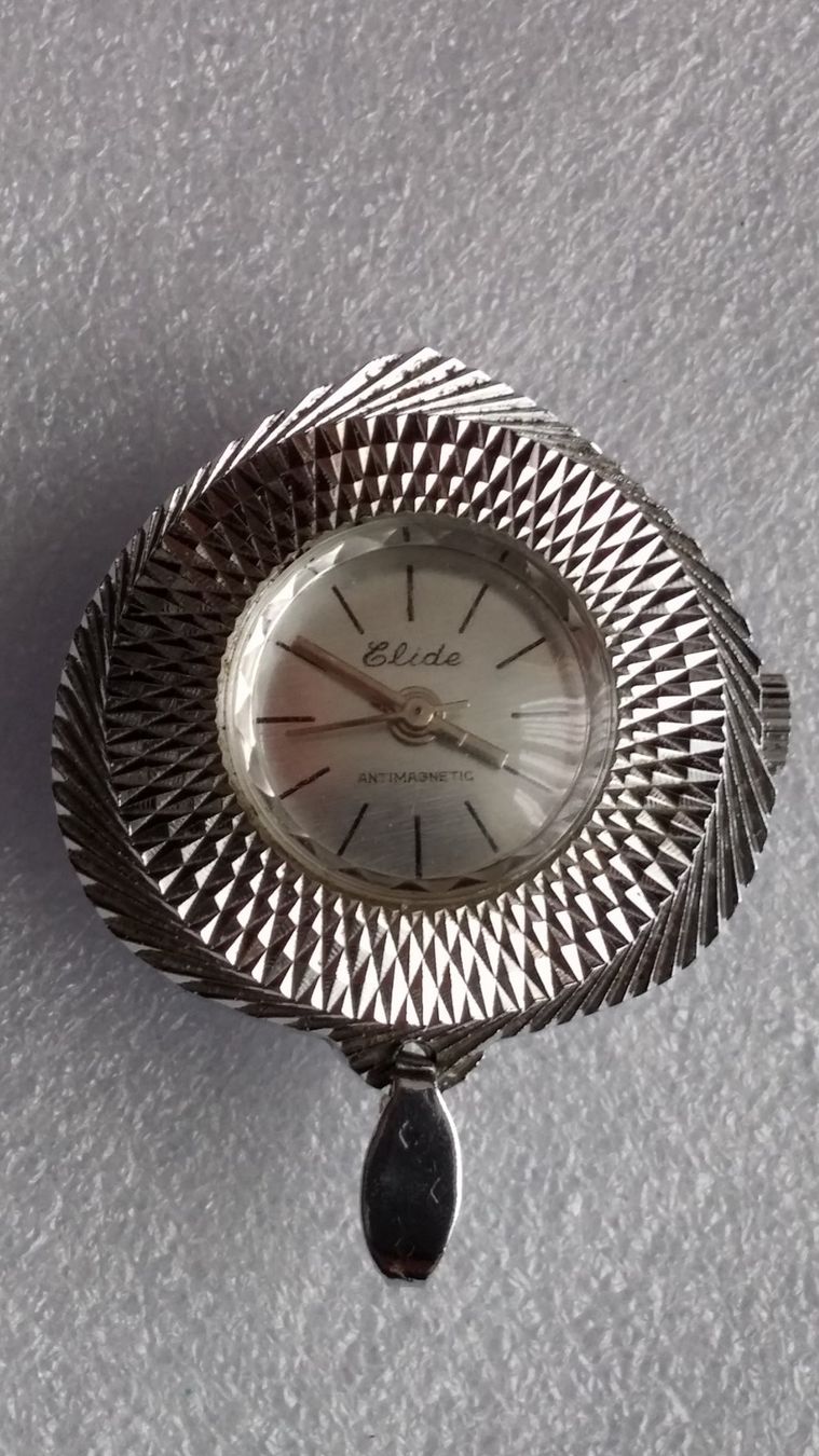 Orologi: Elide Anhänger Uhr mit Elefanten – Difettoso da Zürich venduto da sendbad