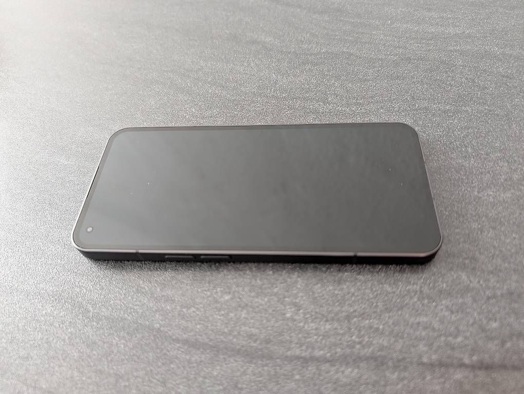 Telefoni cellulari / Smartphones: Nothing Phone one  – Usato da Hauptwil venduto da she_ch7h 4