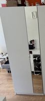 Kleiderschrank mit Spiegel
