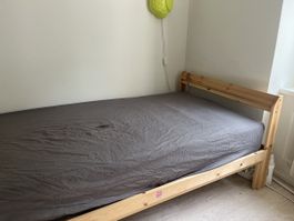Gratis Matratze 90x200cm 