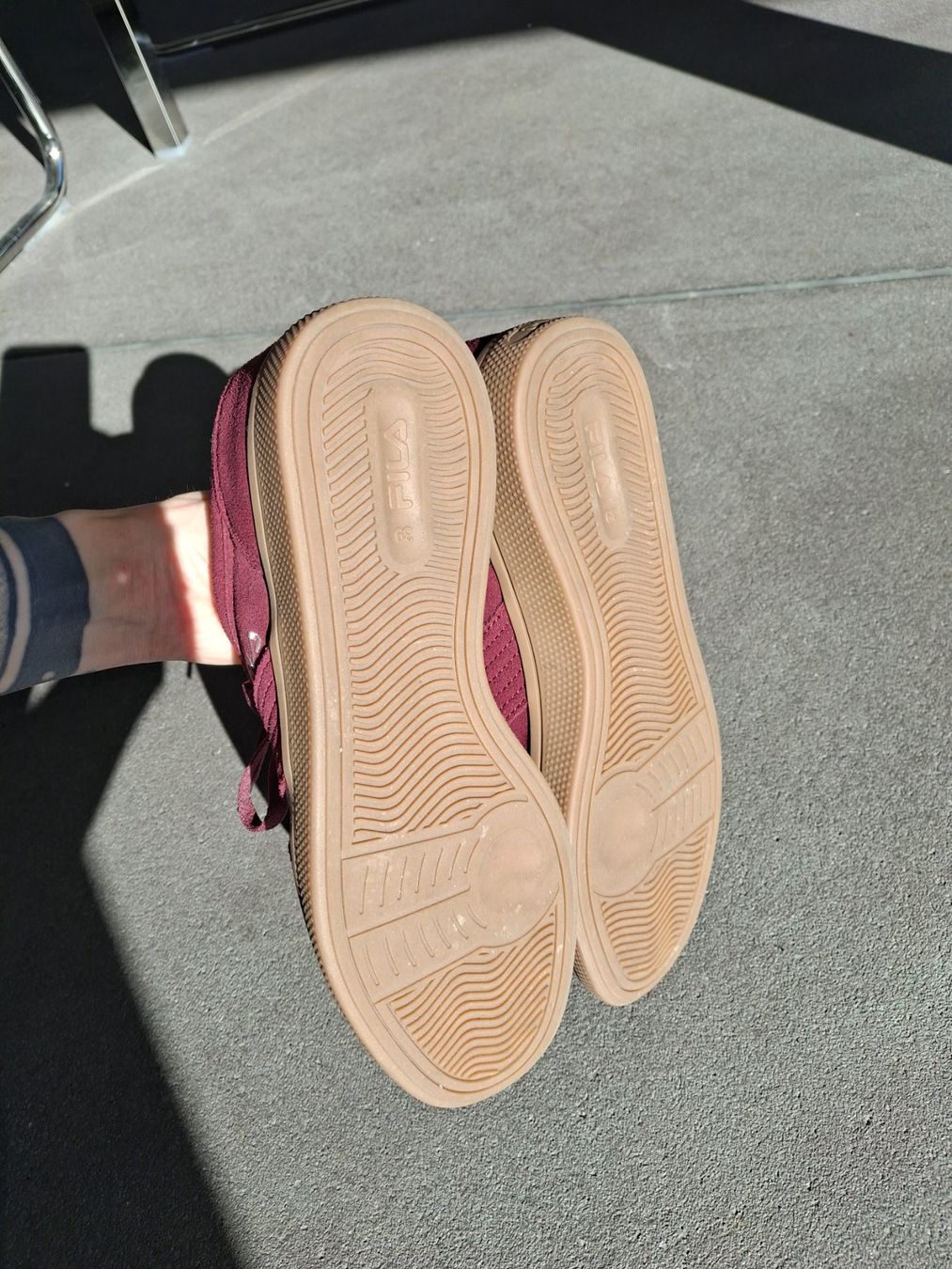 Fila Scarpe da donna: Fila Sneaker bordeaux Grösse 39 – Usato da Widnau venduto da Ms_Lefthand 4