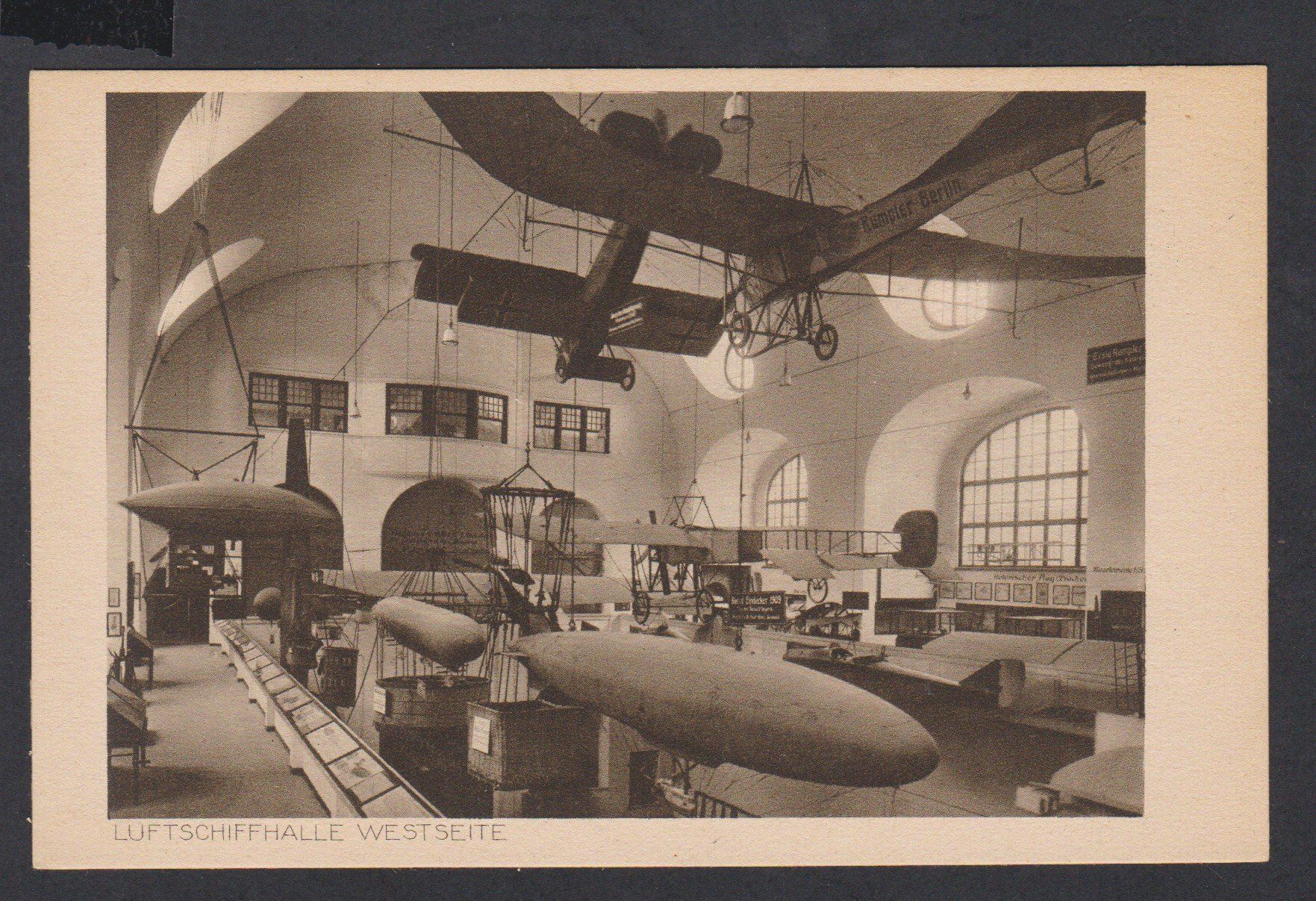 Cartoline postali: Zeppelin  Luftschiffhalle München   -   alte Ansichtskarte – Usato da Vitznau venduto da Ropaku