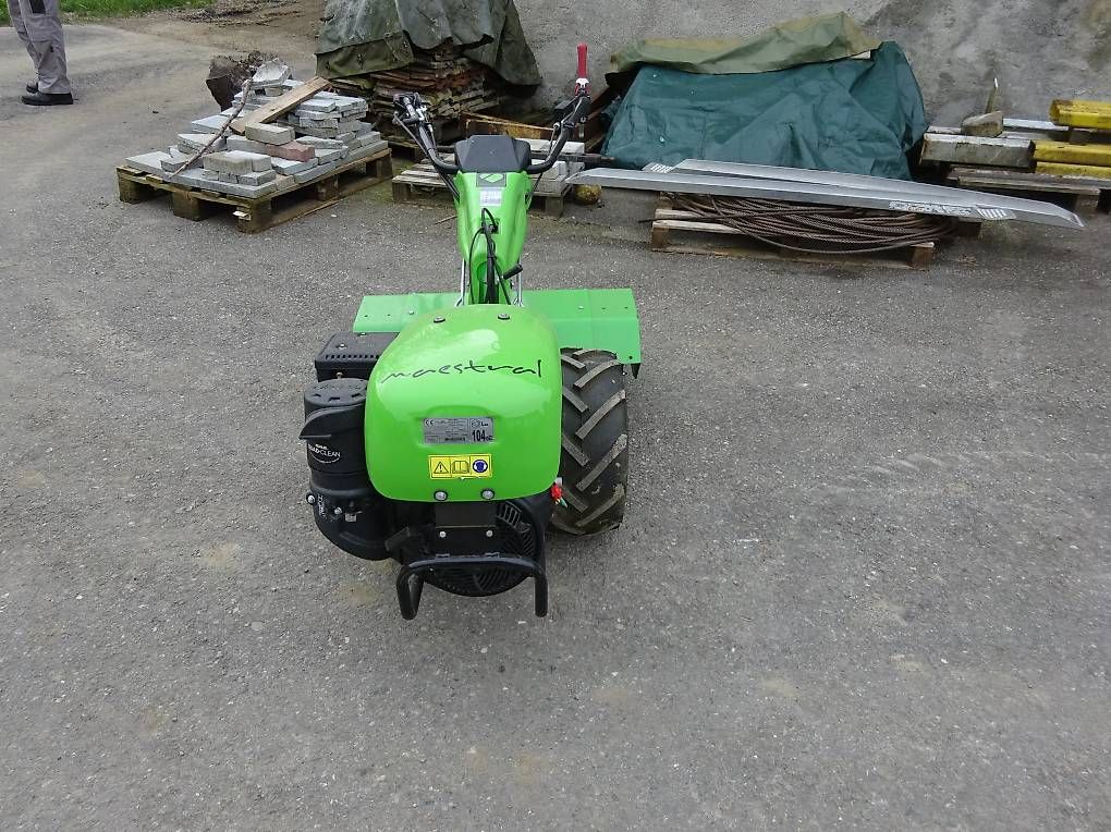 Tutte le macchine: Bodenfräse Muta Kohler Motor – Usato da Bauma venduto da deutz08 1
