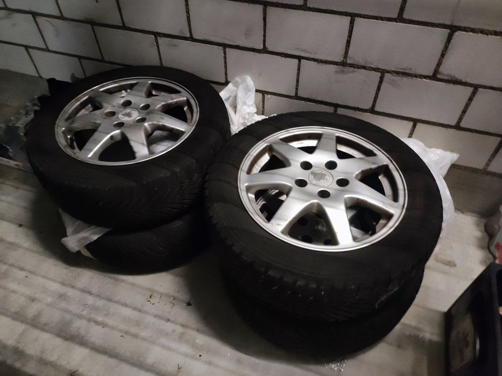Winterräder 205 55 R16 Continental | Kaufen auf Ricardo