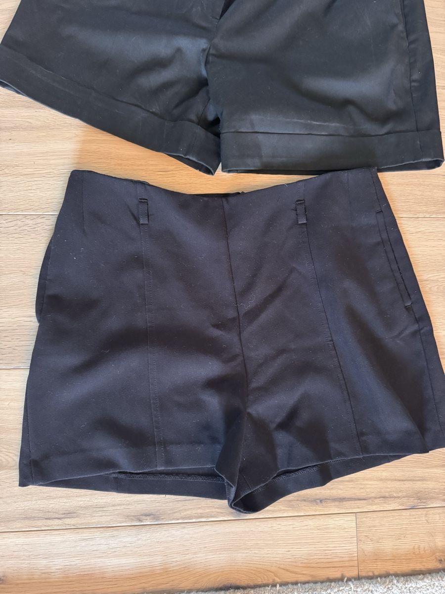 Pantaloni: Damen Shorts 2er Pack schwarz Grösse 40 – Usato da Riken AG venduto da ClaudiaChristina 1