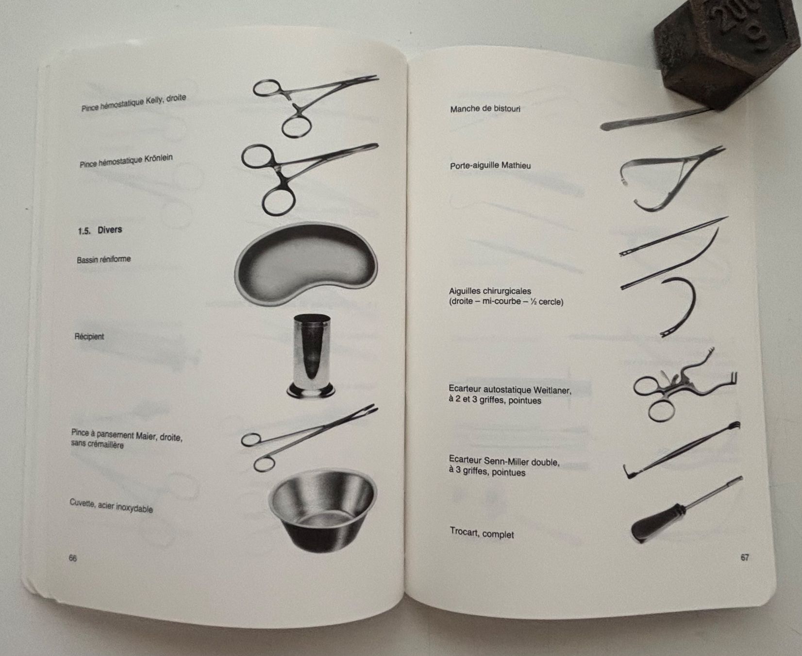 Bücher: Armée Suisse - Instruction de base pour le service sanitaire – Gebraucht aus Neuchâtel von gefdeneuch 8
