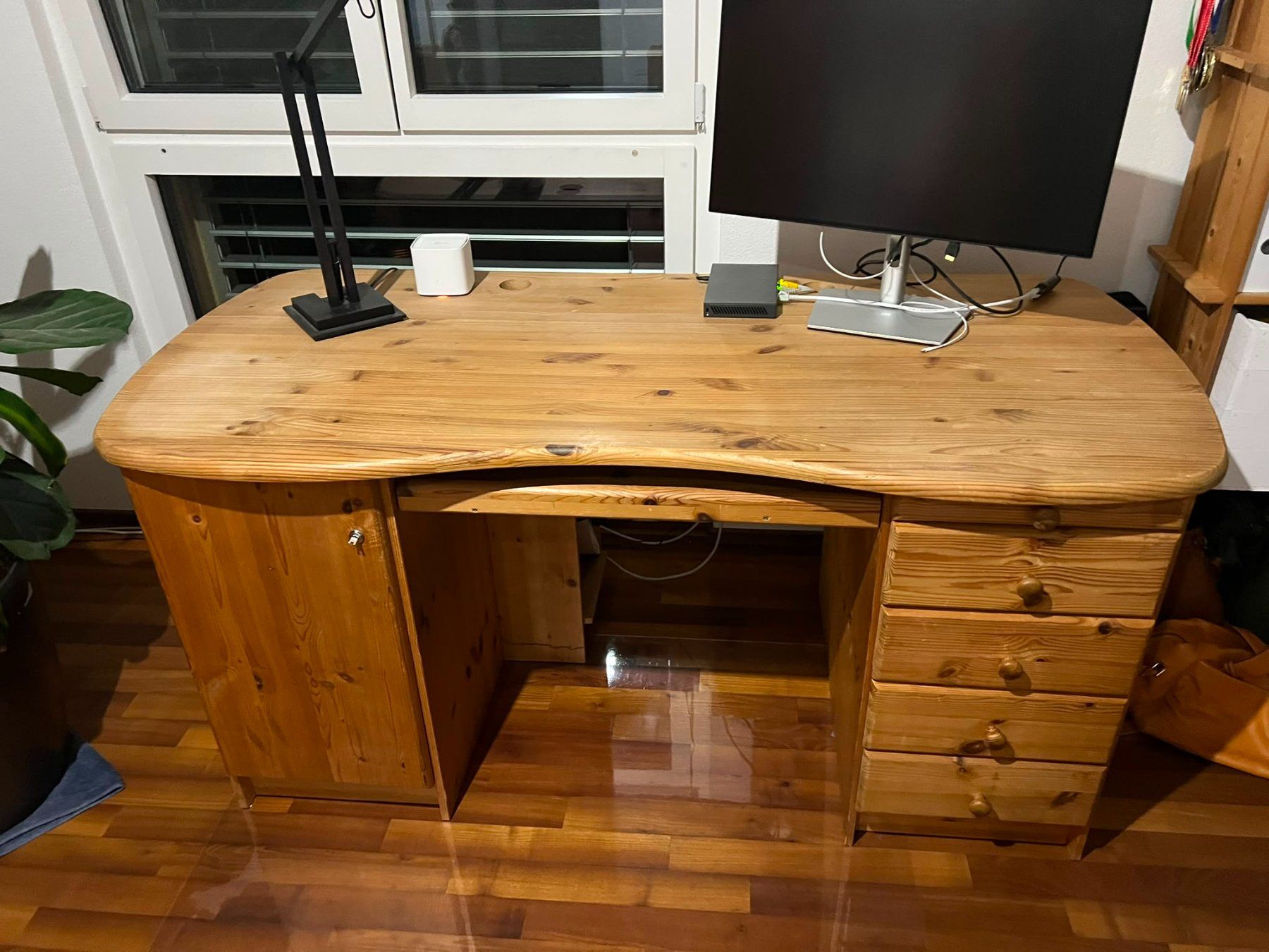 Schreibtische: Pult massiv Holz – Gebraucht aus Rafz von sam_9tbx 2
