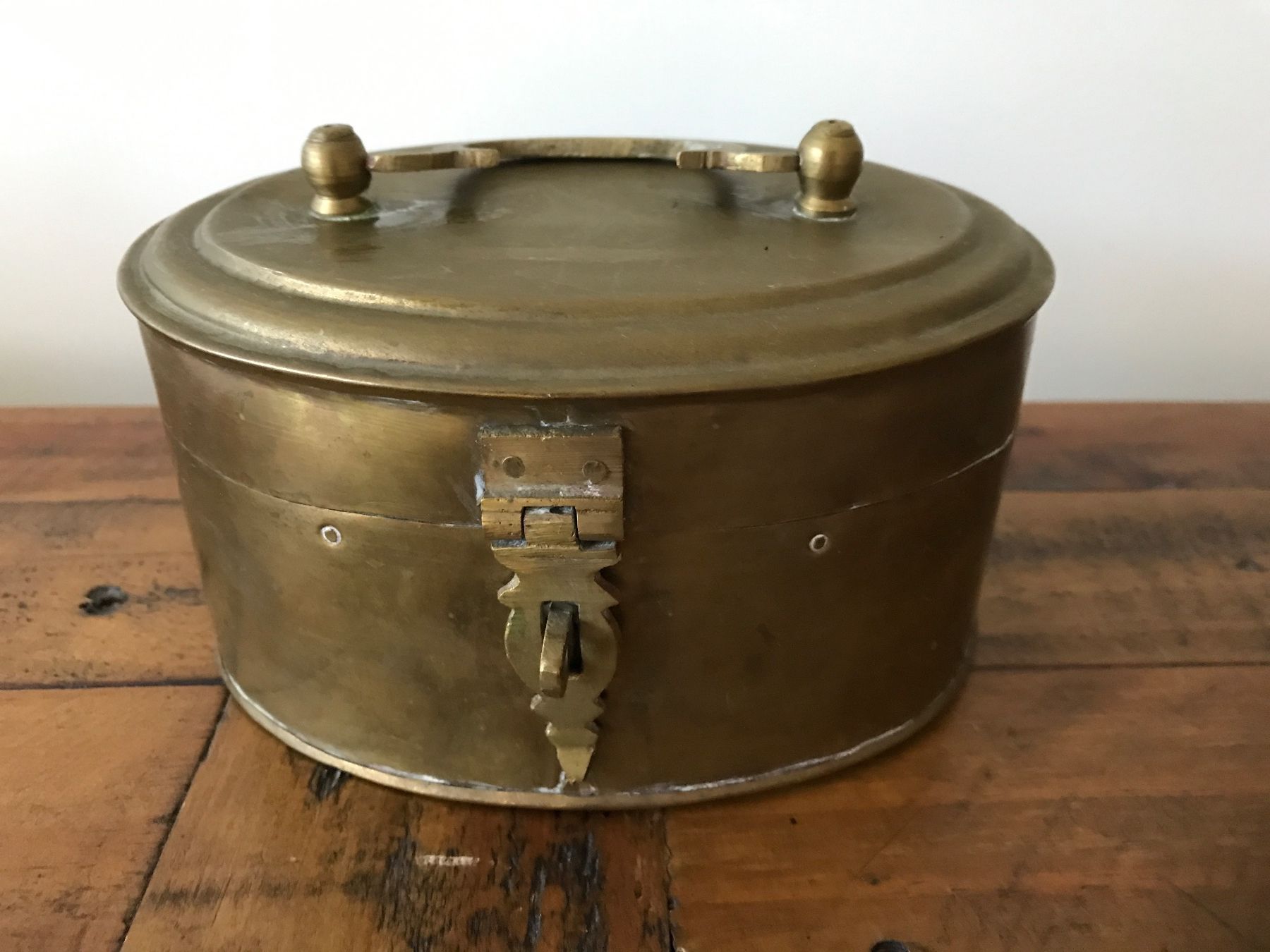 Pots: Alte Messingdose – D'occasion à Rapperswil SG par cosiba01