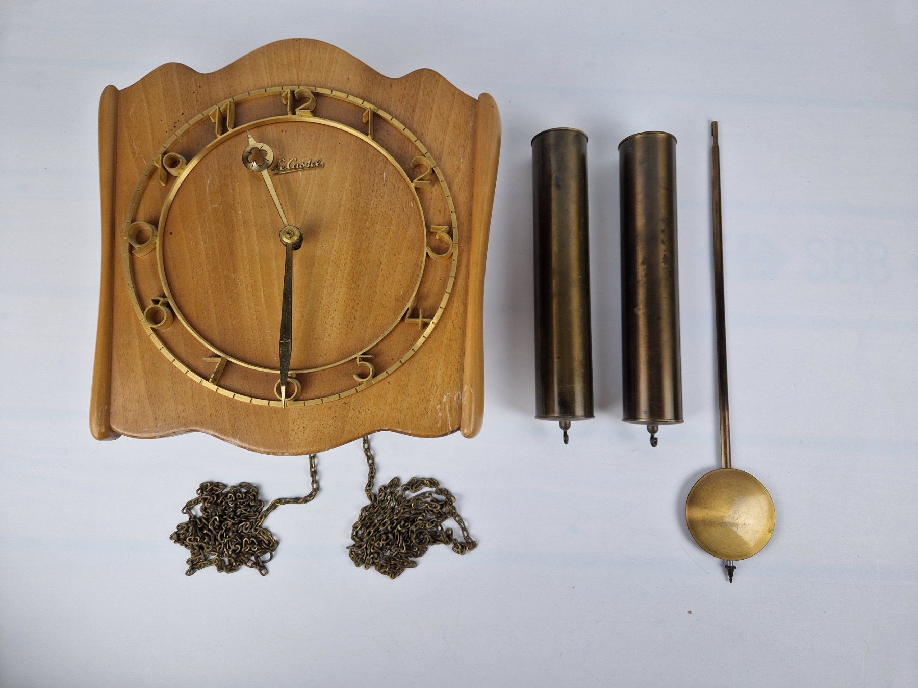 Orologi da terra & Orologi da parete: Eichenwanduhr mit Pendel und Gewichten – Usato da Muhen venduto da Restwert_Muhen