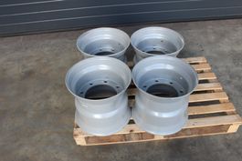 4x Felge 13.00x15.5 inkl. Radbolzen und Muttern