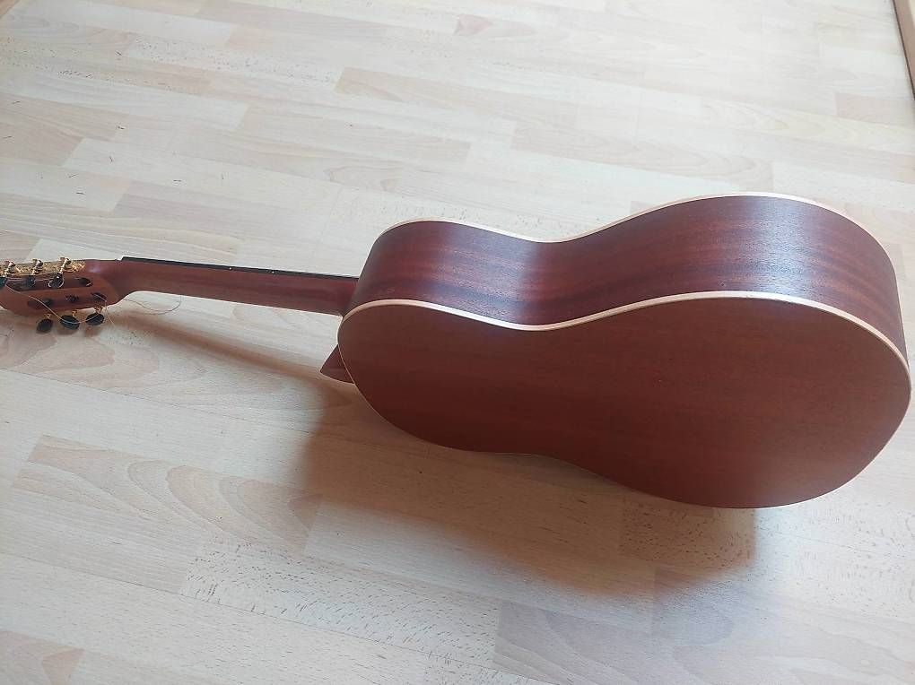 Instruments de musique: Guitare pour conservatoire – D'occasion à Vollèges par bru_18_vol 2