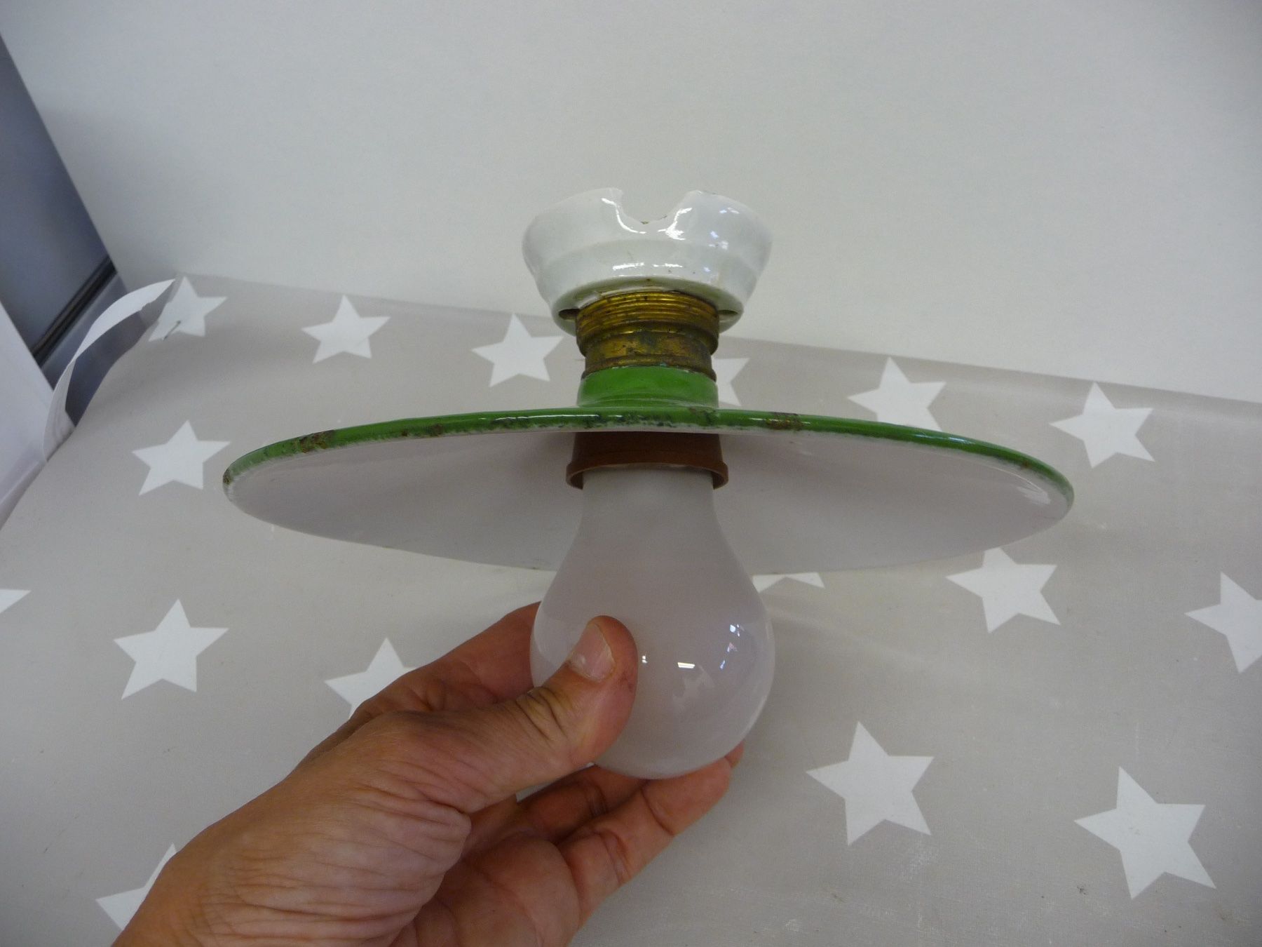 Lampen: alte Emaille Lampe grün / weiss – Gebraucht aus Rafz von Powacaddy 2