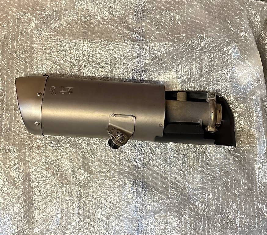 Sistemi di scarico: Yamaha R6 Rj15 Auspuffendtopf – Usato da Luzern venduto da Lalo_ 1