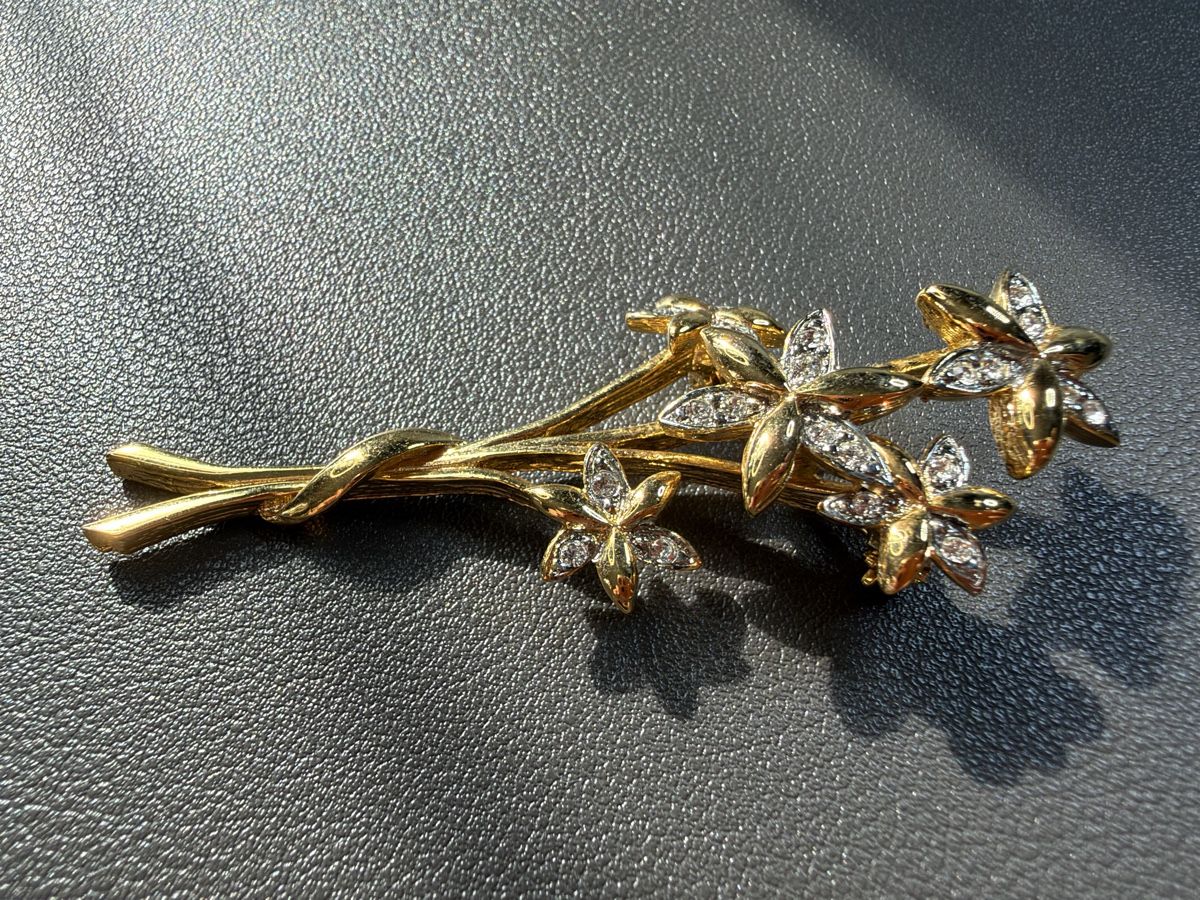Broches & Aiguilles: Vintage Brosche Luxus Modeschmuck   – D'occasion à Lamone par LaCantinaMagica 1