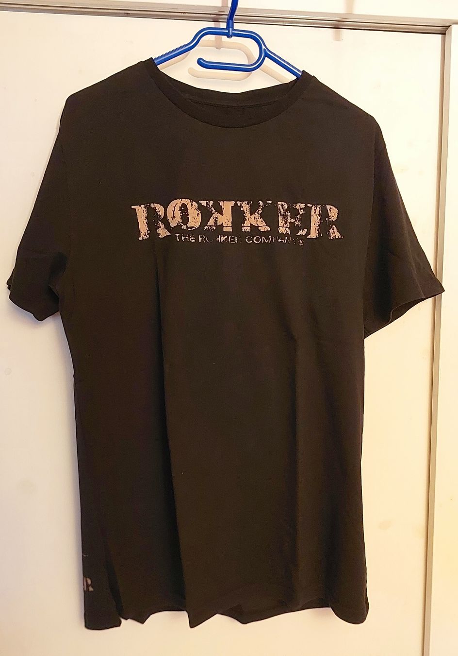 T-shirt: Biker Shirt – Usato da Brunnen venduto da CHOUCHOU.