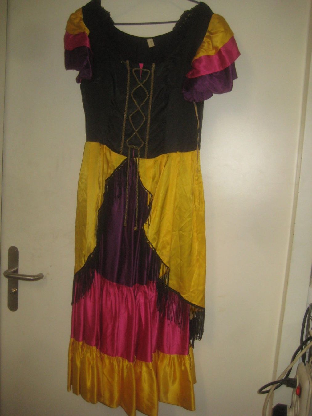 Costumi: FASNACHT   KLEID – Usato da Uster venduto da flocke1