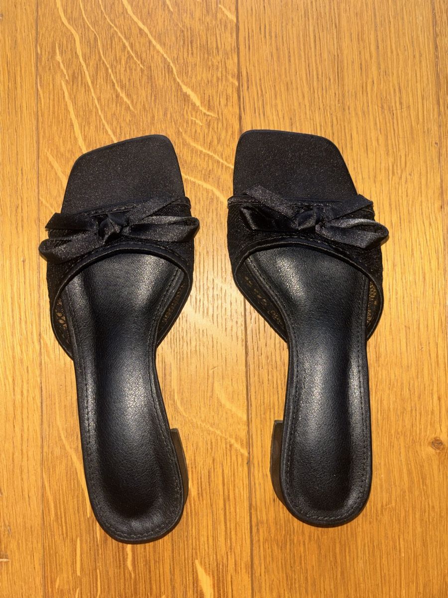 Damenschuhe: Sandalen – Gebraucht aus Uttwil von loe_f7cd 1