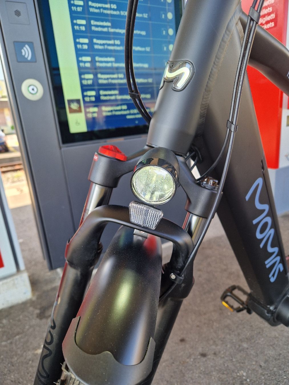 Velos: Momas E-Bike, Top Zustand,500Km – Gebraucht aus WILEN B. WOLLERAU von erm_58tf 6