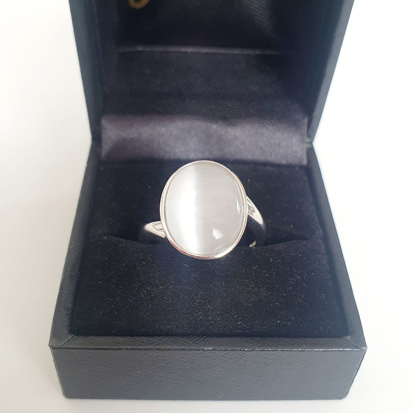 Anelli: Silber Ring 925 mit helle Stein Grösse 18.7 mm – Nuovo (secondo la descrizione) da Kreuzlingen venduto da Wunderkiste123 4