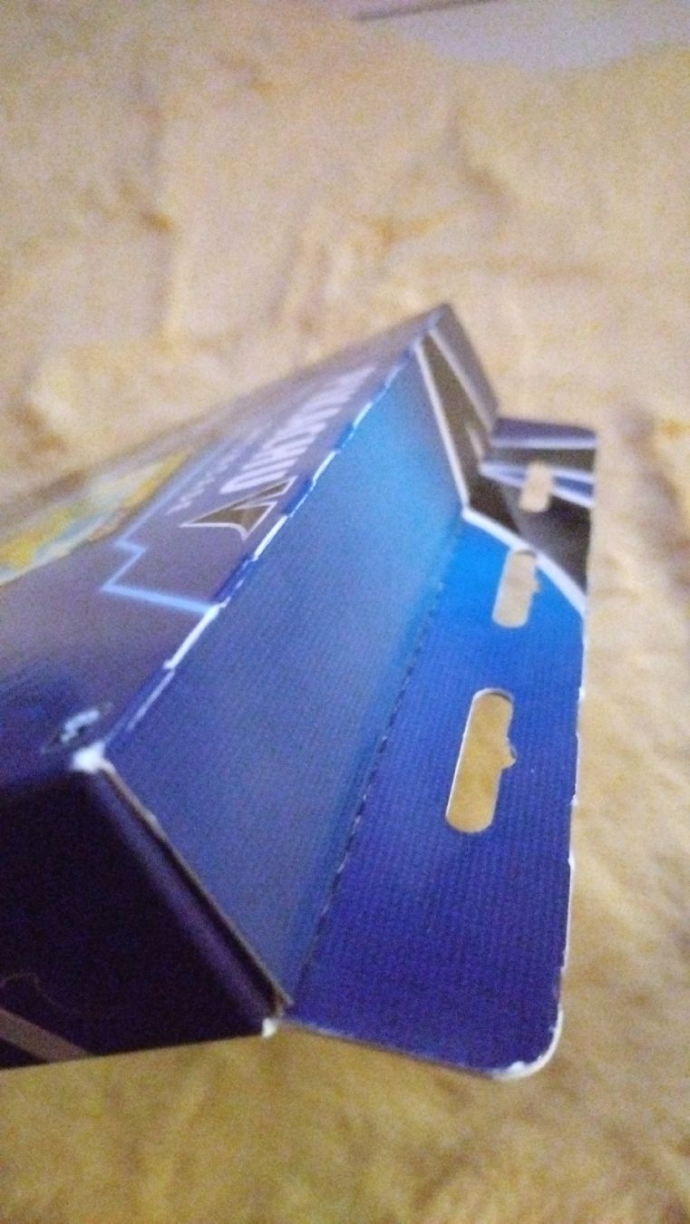 Pokémon Carte collezionabili: Coffret Pokémon Pikachu V Showcase - ENG – Nuovo e nell'imballaggio originale da Farvagny-le-Grand venduto da LaCaverne 2