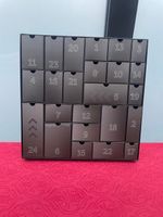 Adventskalender schwarz leer mit Schachteln (Karton)