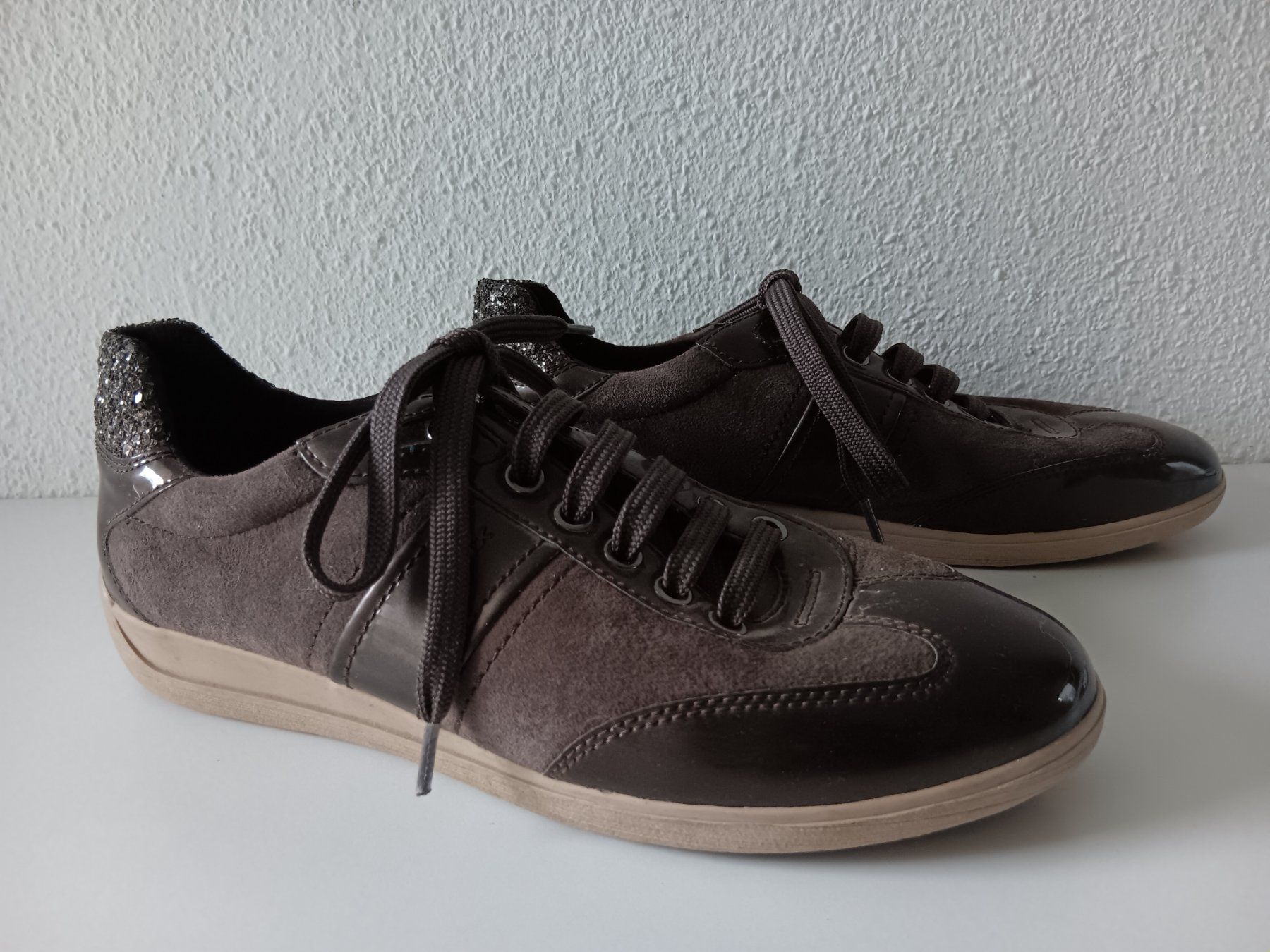 Geox Scarpe da donna: Chaussures / Schuhe GEOX  Pointure / Nummer 40 – Usato da Cossonay-ville venduto da Super-Price-Quality 1
