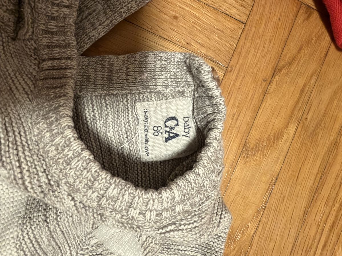 Ensembles coordonnés: Lot de 3 pulls pour bébé taille 86 – D'occasion à Ecublens VD par Alan2026 1