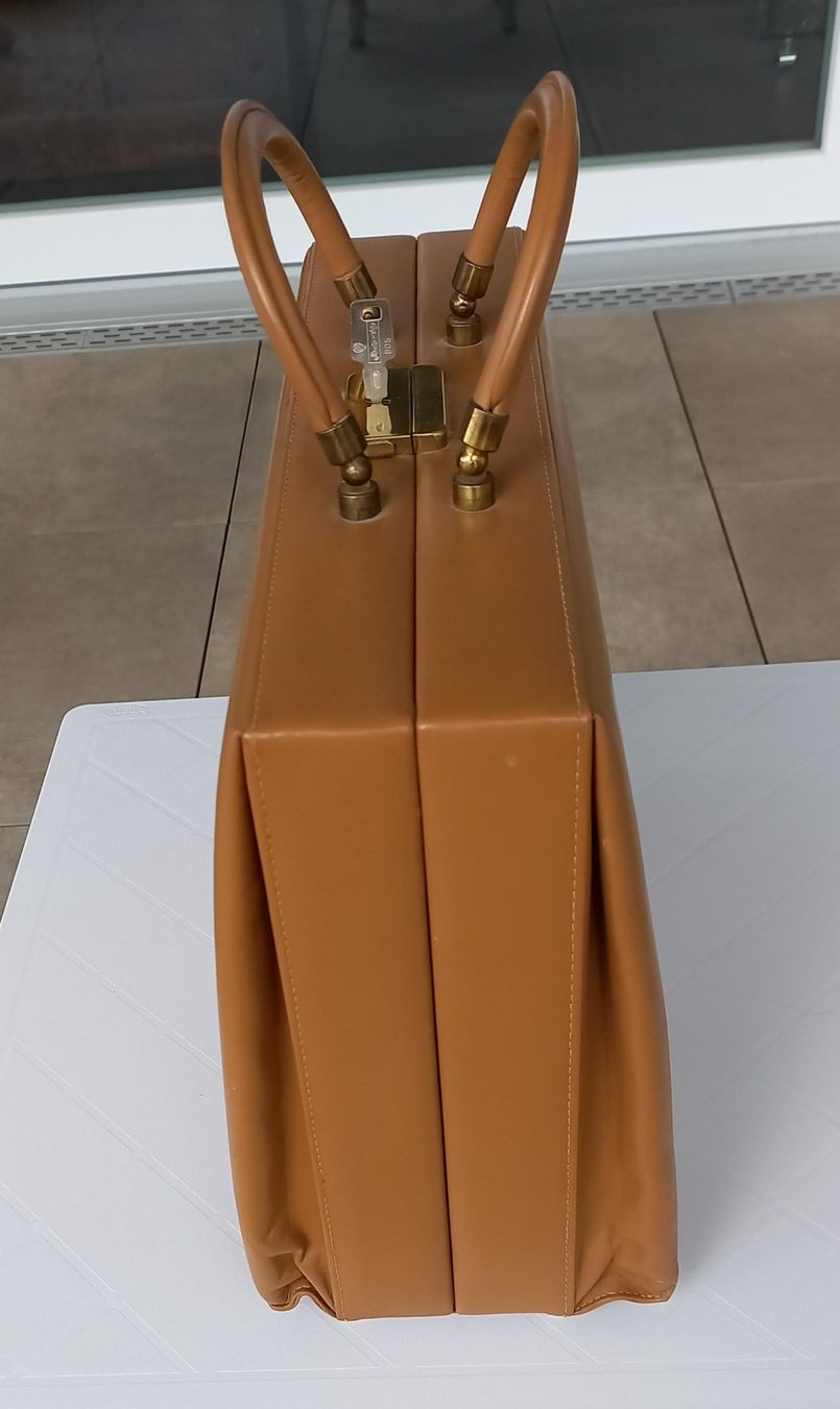 Custodie per cosmetici: Beautycase Leder – Usato da Seewen SZ venduto da emi_6y6l 3