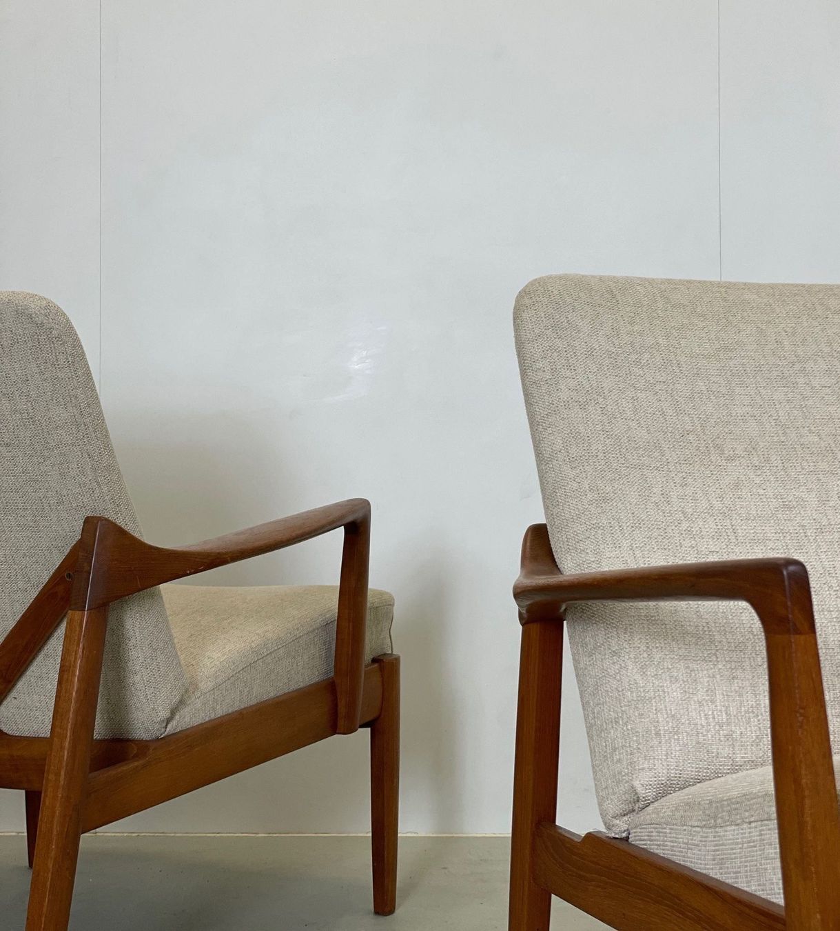 Poltrone: Danish Teak Easy Chairs Kindt Larsen 60s – Usato da Basel venduto da MidMod20C 6