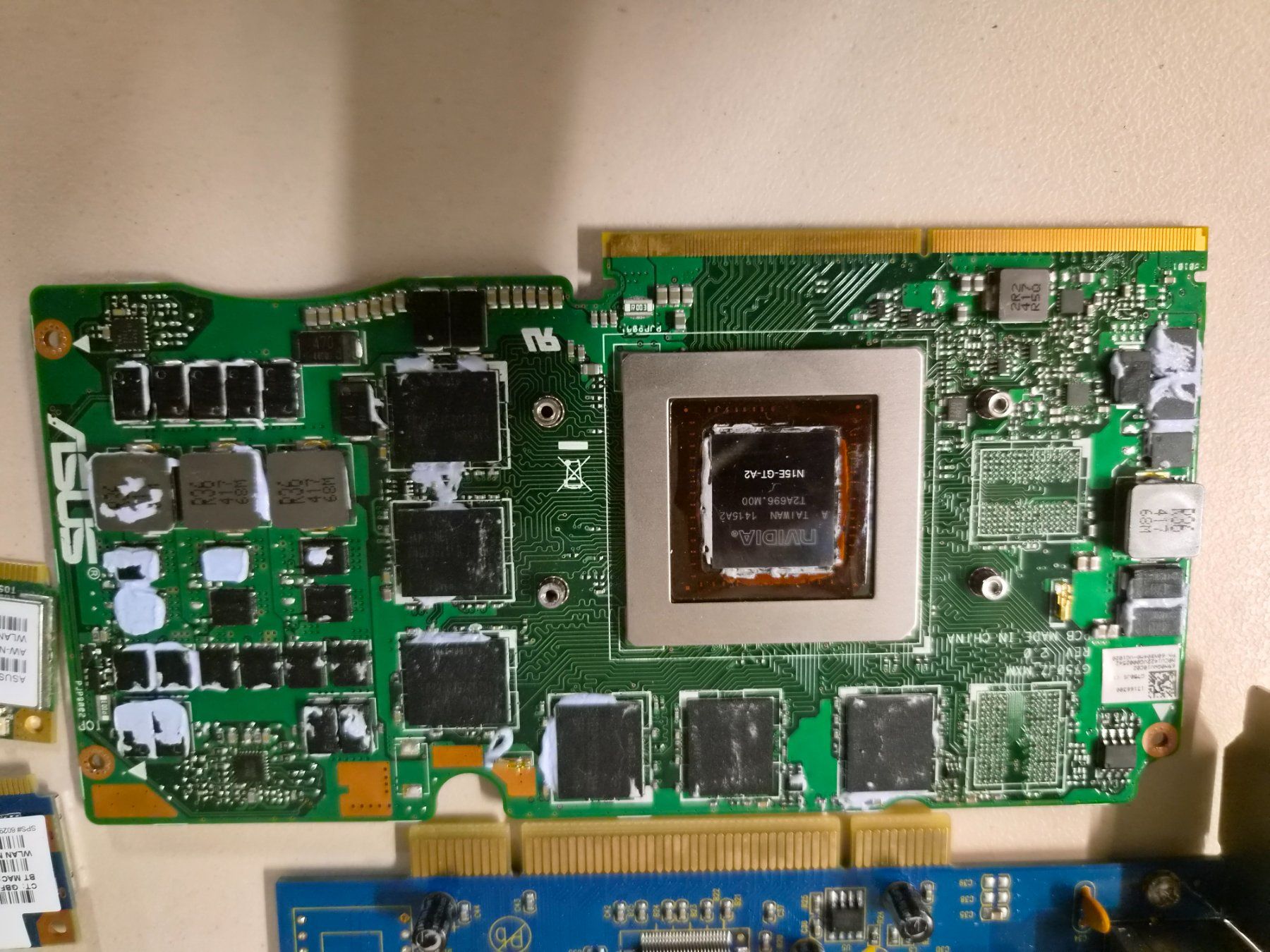 Elektronikbauteile: Divers composants informatiques – Gebraucht aus Conthey von greenday85 6