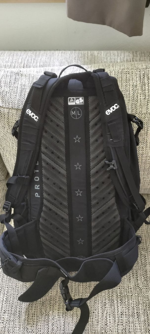 Evoc Rucksäcke: Evoc FR Trail E-Ride M/L – Neu (gemäss Beschreibung) aus Lenzerheide/Lai von Nachola86 1