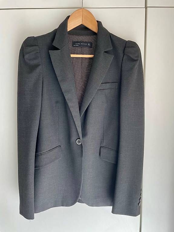 Zara Jacken: Joli blazer élégant Zara anthracite – Gebraucht aus Gilly von FlorenceGill