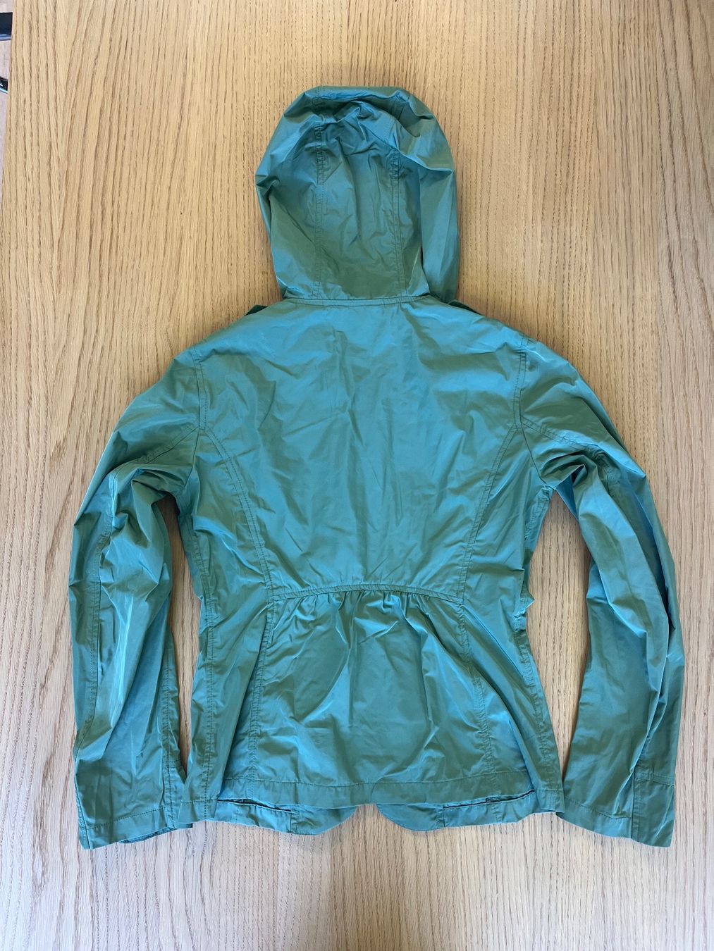 Benetton Jacken: Damenjacke Benetton – Gebraucht aus Netstal von spaltflo01 1