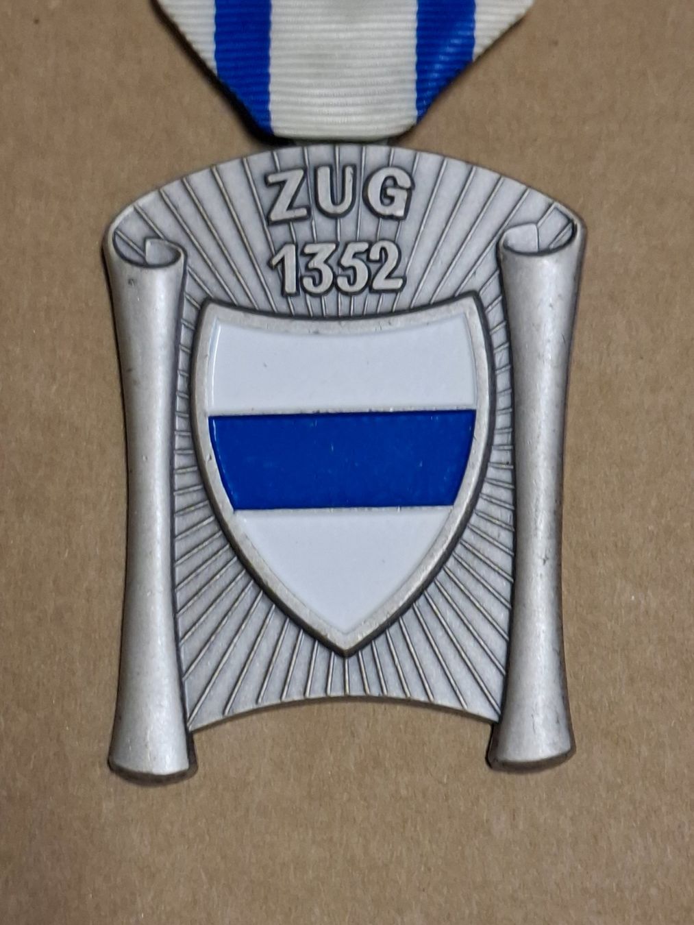 Medaglie: Zug 1952 (B603) – Usato da Schwanden GL venduto da Suvorov