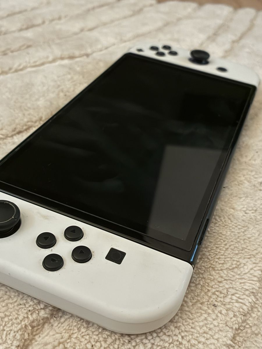 Nintendo Konsolen: Nintendo Switch OLED – Gebraucht aus Tann von Flowerfield 2