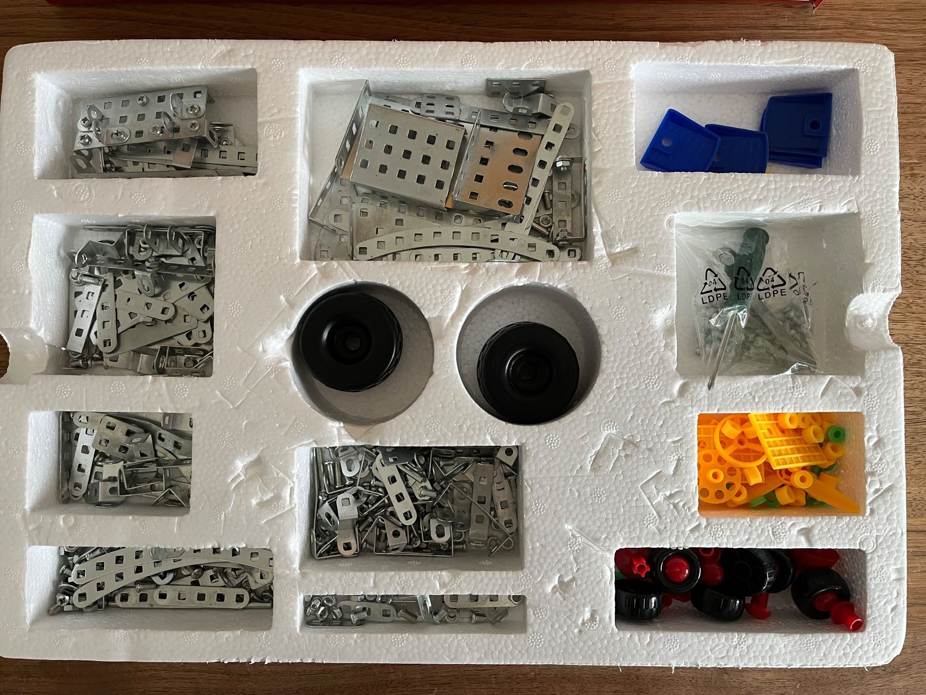 Kit di costruzioni: ***TRONICO METALBAUKASTEN*** – Usato da Reinach BL venduto da Sto44ke 3