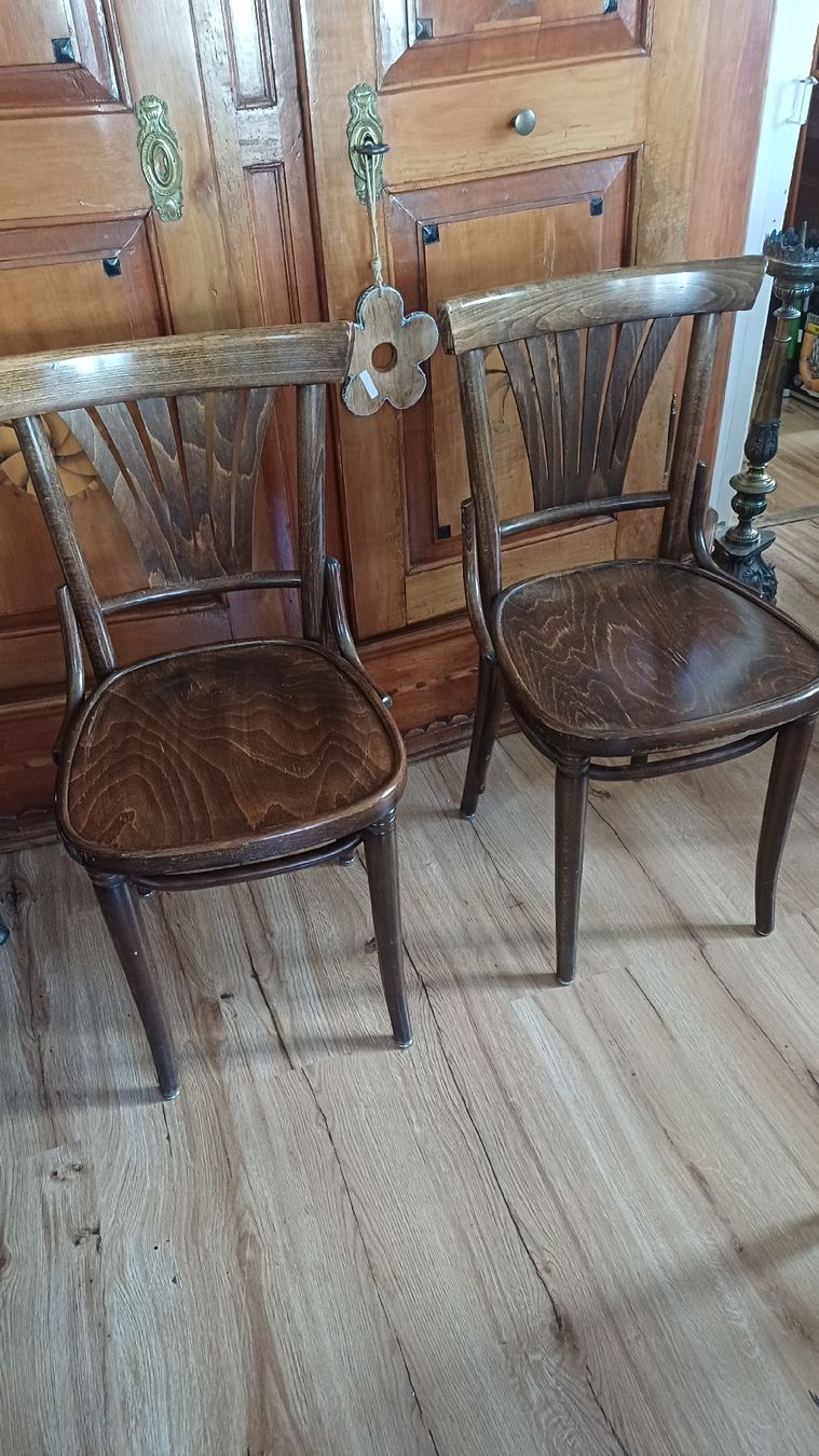 Sedie: 2 Vintage Bistrostügle – Usato da Flawil venduto da Pinkmalibu 8