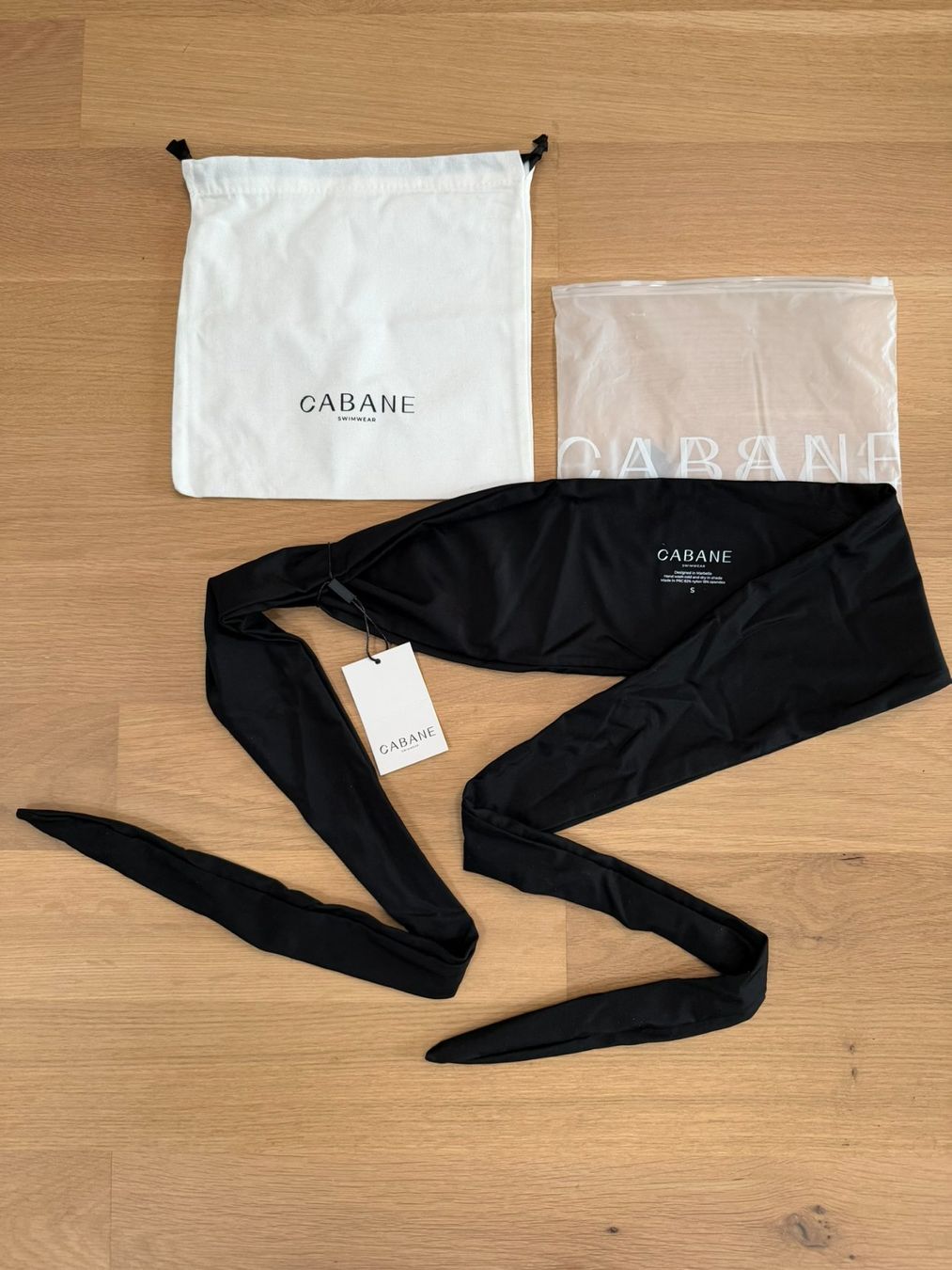 Costumi da bagno & Bikini: Bikini Top, Gr. S - Cabane Swimwear – Nuovo e nell'imballaggio originale da Bülach venduto da ro.ho 3