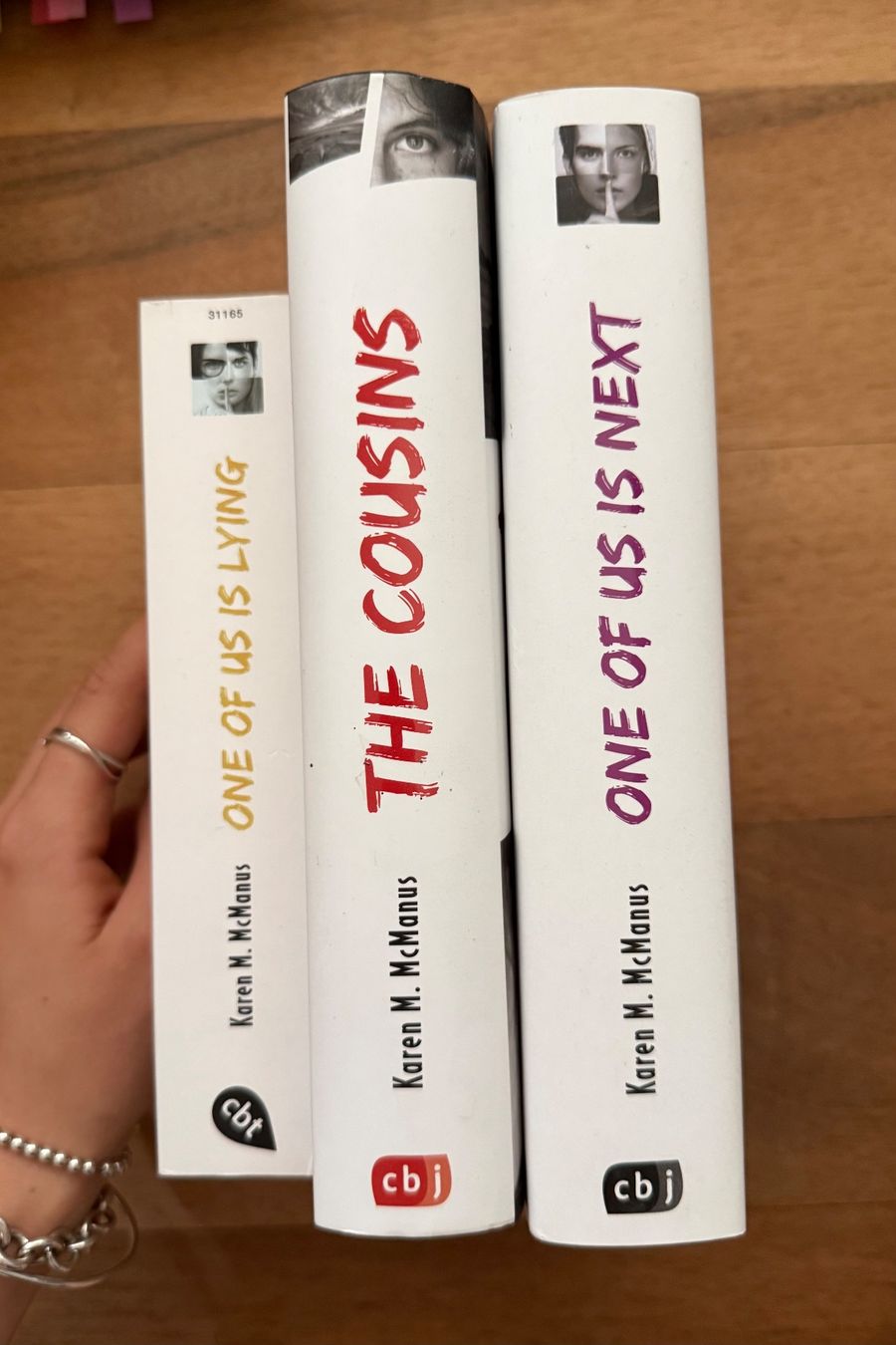 Libri: Karen M. McManus Bücher – Usato da Ebmatingen venduto da sir_92qc