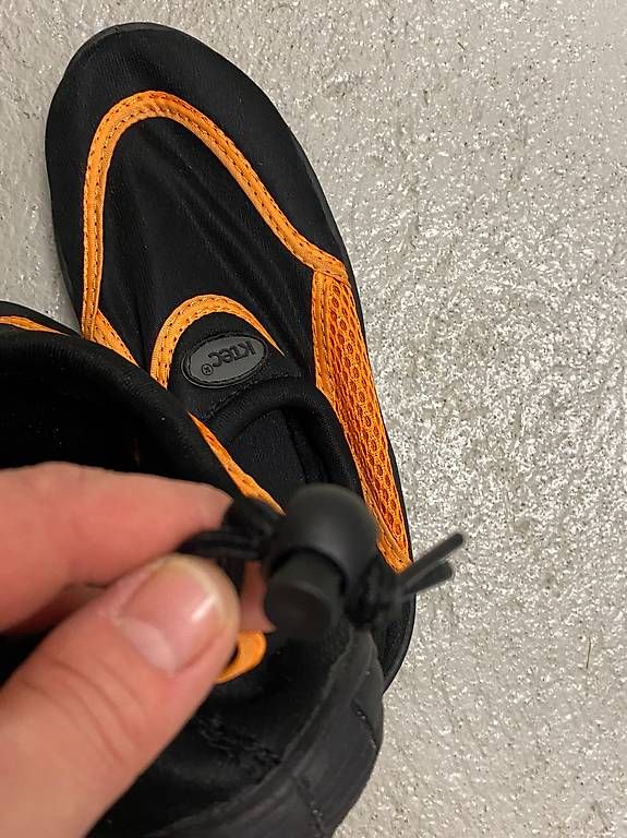 Scarpe per ragazzi: Strandschuhe / Badeschuhe Gr 34 von Ktec, – Nuovo (secondo la descrizione) da Wetzikon ZH venduto da Louisiana-Girl 4