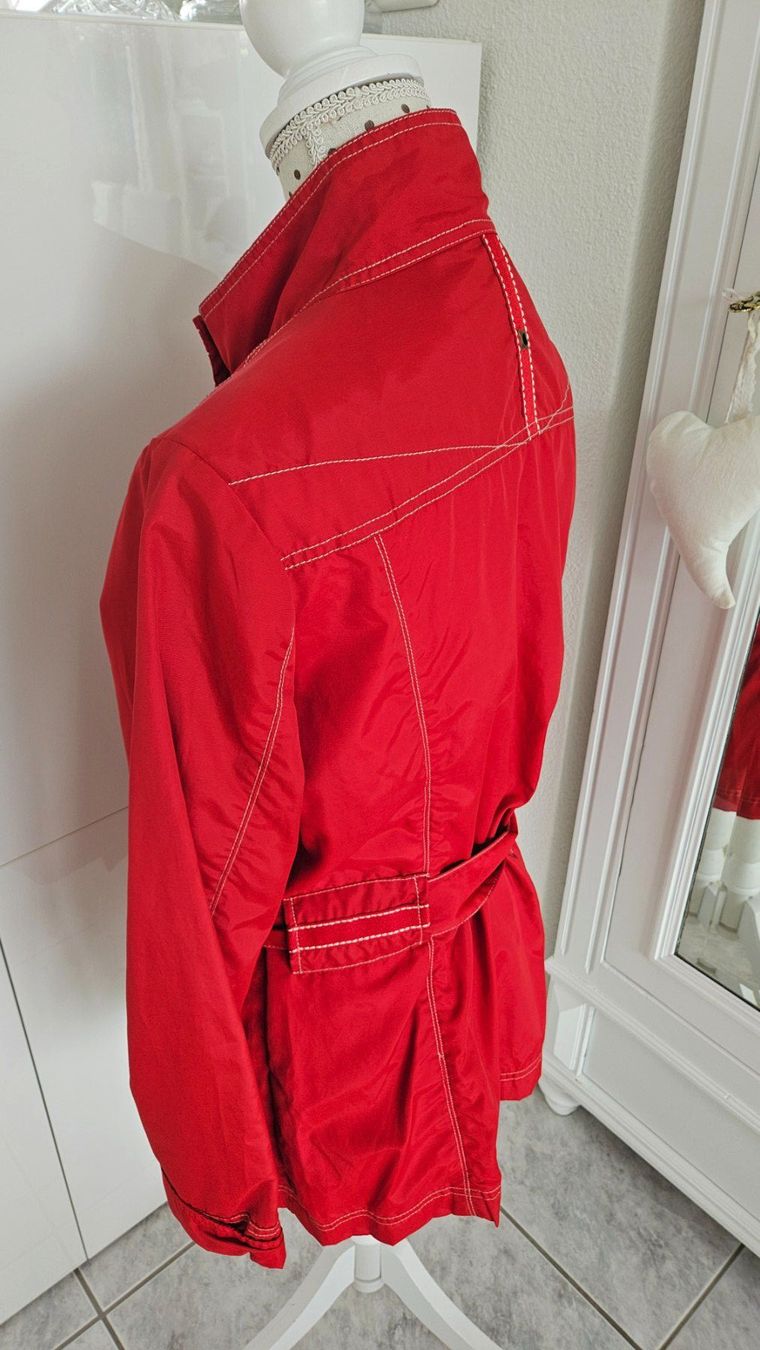 C&A Jacken: Rote Damen Jacke, Übergangsjacke Grösse 38 – Gebraucht aus Gossau ZH von fashiontwo 2