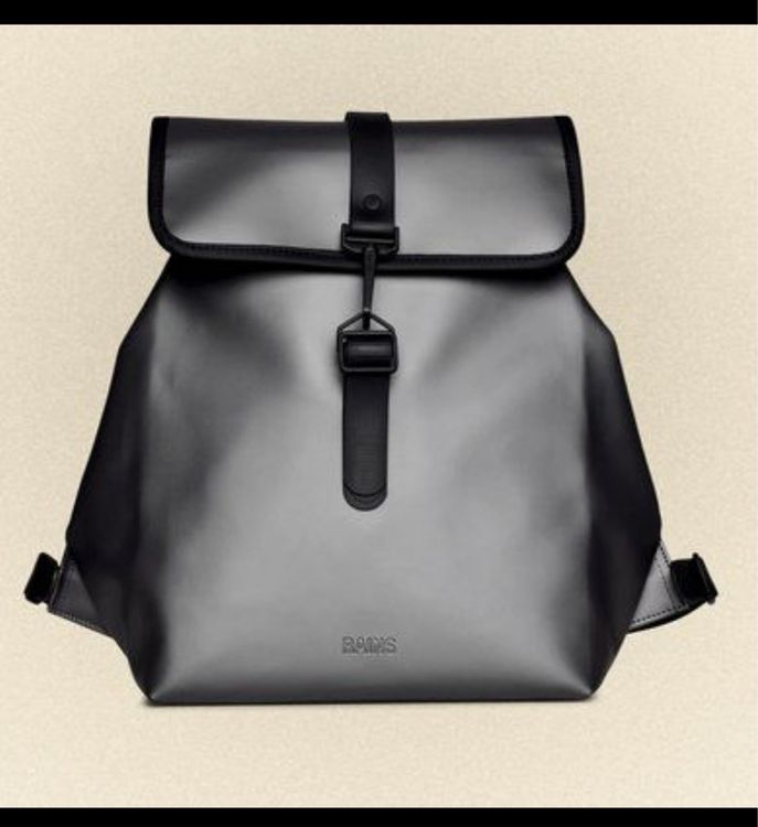 Rains Backpack Medium Size | Kaufen auf Ricardo