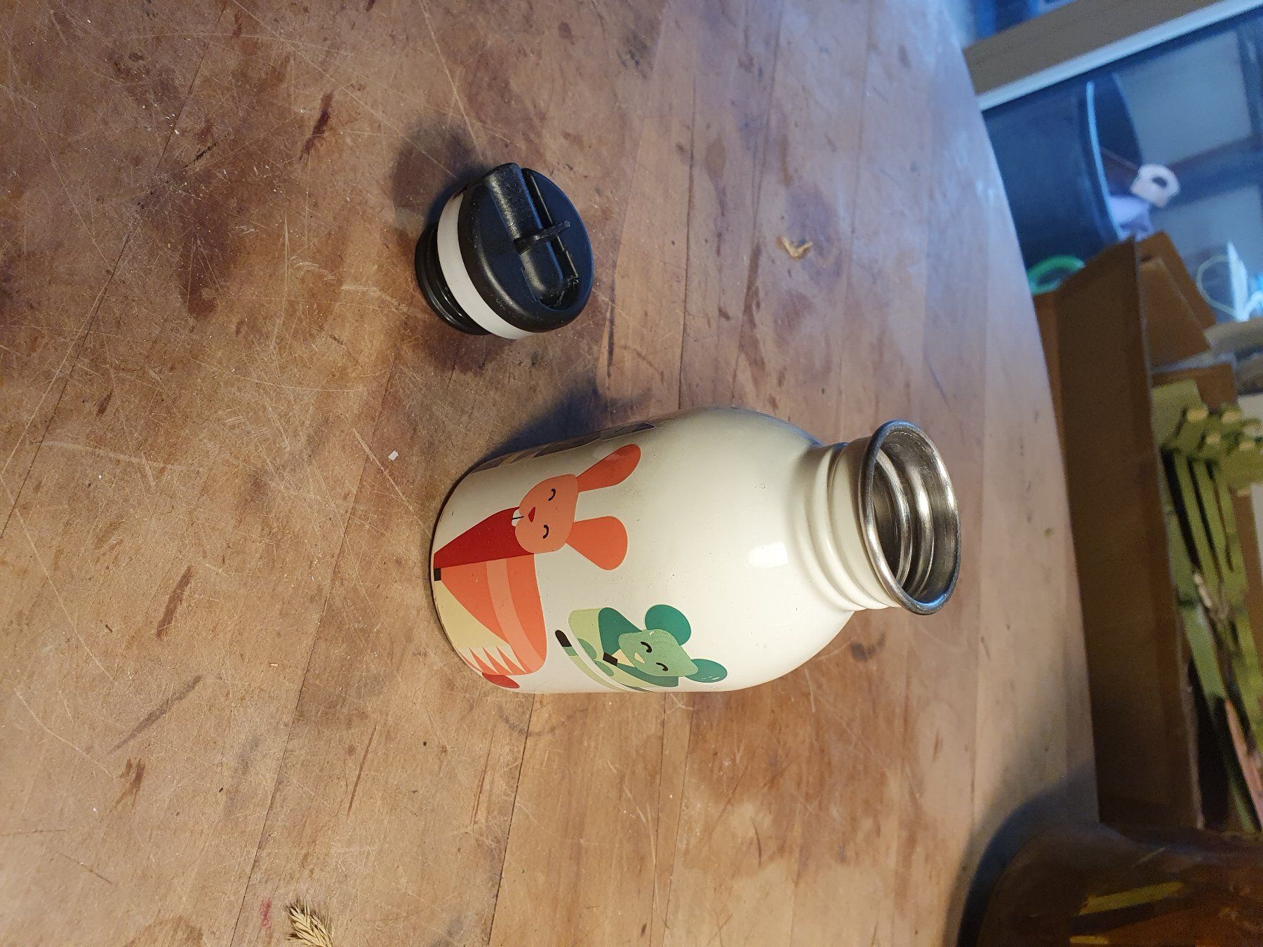 Trinkflaschen & Thermosflaschen: Kindertrinkflasche Alu eine Beule – Gebraucht aus Zürich von loosebone 2