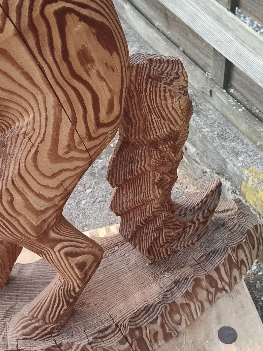 Sculptures & Statues: Massive Holzskulptur, Pferd  – D'occasion à Zwingen par inf_2blh 6