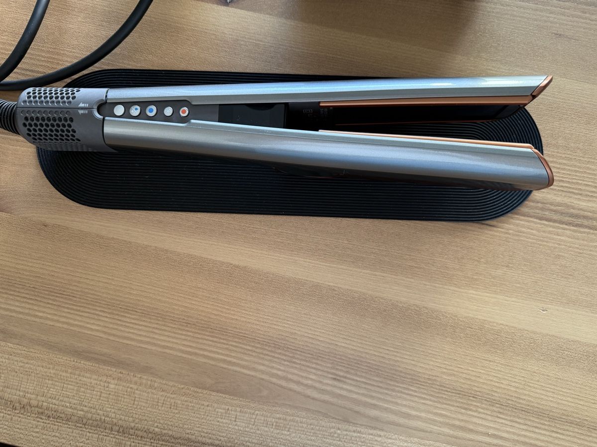Dyson Sèche-cheveux: Top - Dyson Airstrait silber/kupfer – D'occasion à Schenkon par NaBr 1