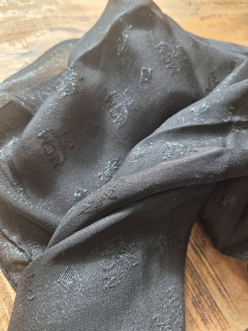 Mcm Foulard & Sciarpe: MCM Schal – Nuovo (secondo la descrizione) da Binningen venduto da NiNi1985 1