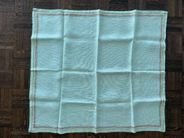 bestickte Tischdecke grün 86 x 77 cm Baumwolle oder Leinen