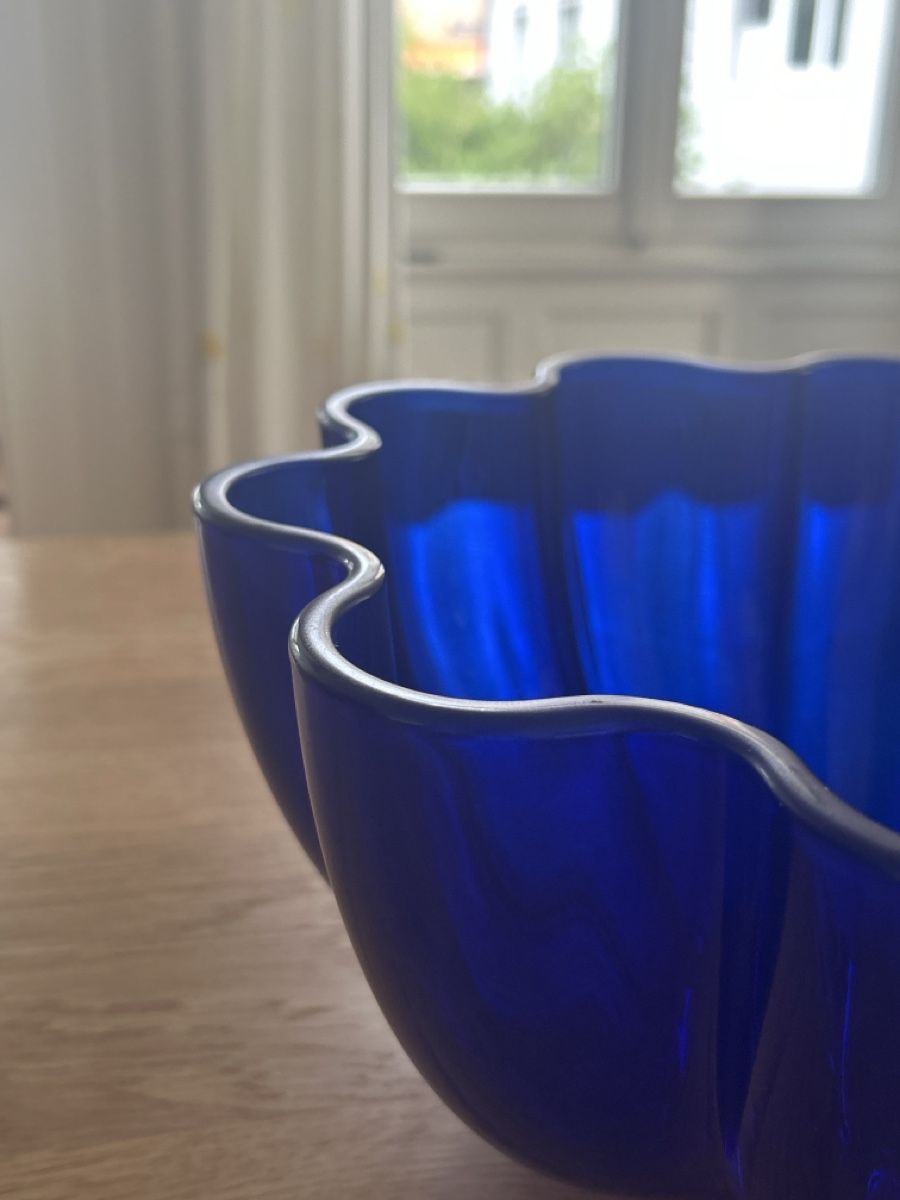 Villeroy & Boch Ciotole: Villeroy & Boch Schale , Cobaltblau, Blumenform – Usato da Herisau venduto da Renee30 3