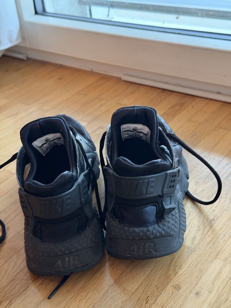 Scarpe da donna: Nike Huarache Sneaker Schwarz – Nuovo (secondo la descrizione) da Frutigen venduto da leonie.2000 3